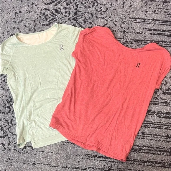 SET OF TWO! ON Cloud Running Women's Light Green and Coral Tees size small - Picture 1 of 10